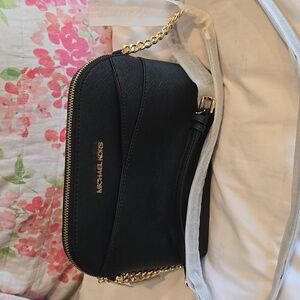 NWT Michael Kors Jet Set Travel crossbody